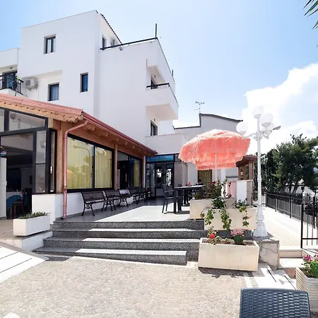 Timiama Hotel 3*
